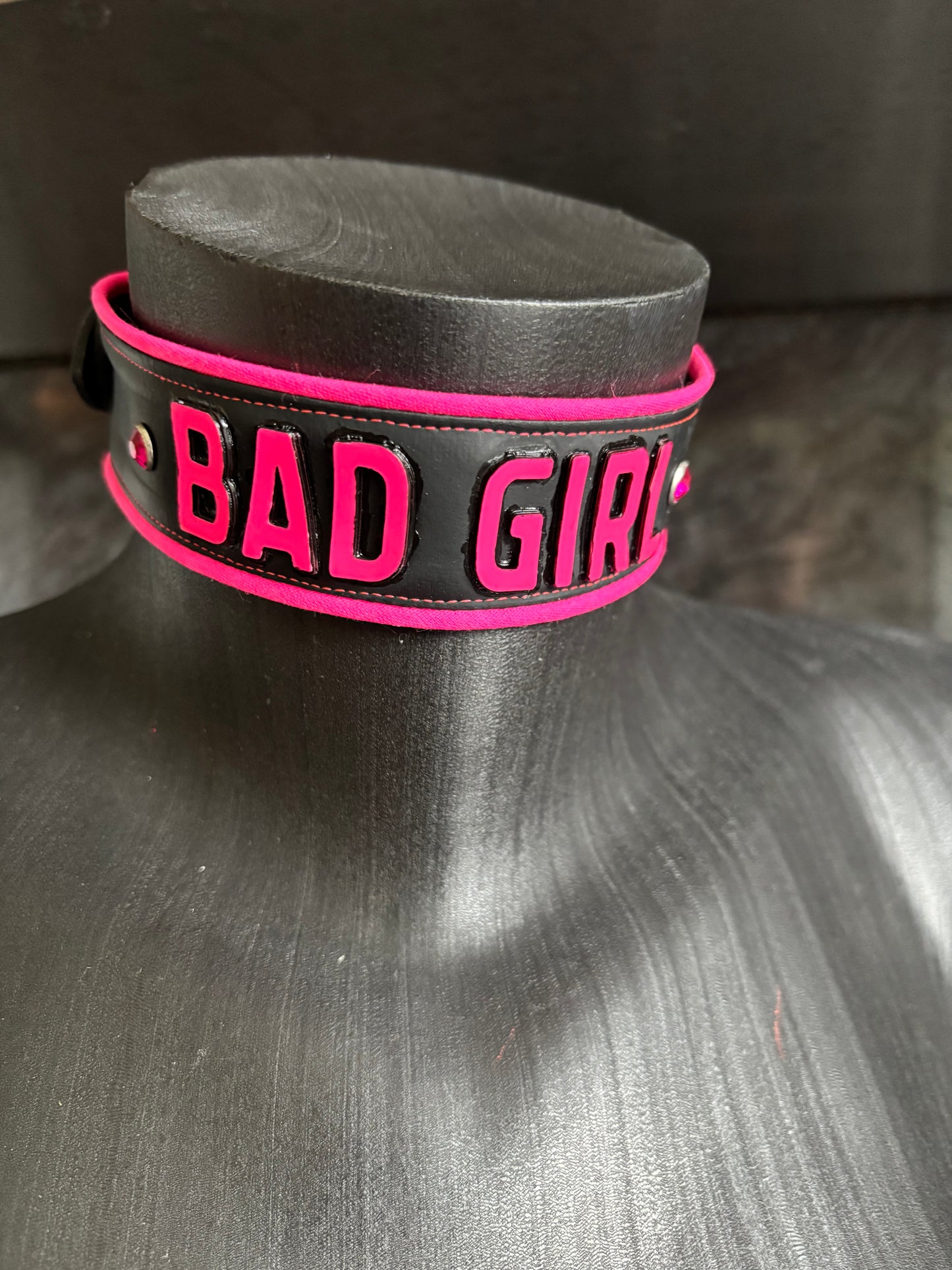 Neon Attitude Choker