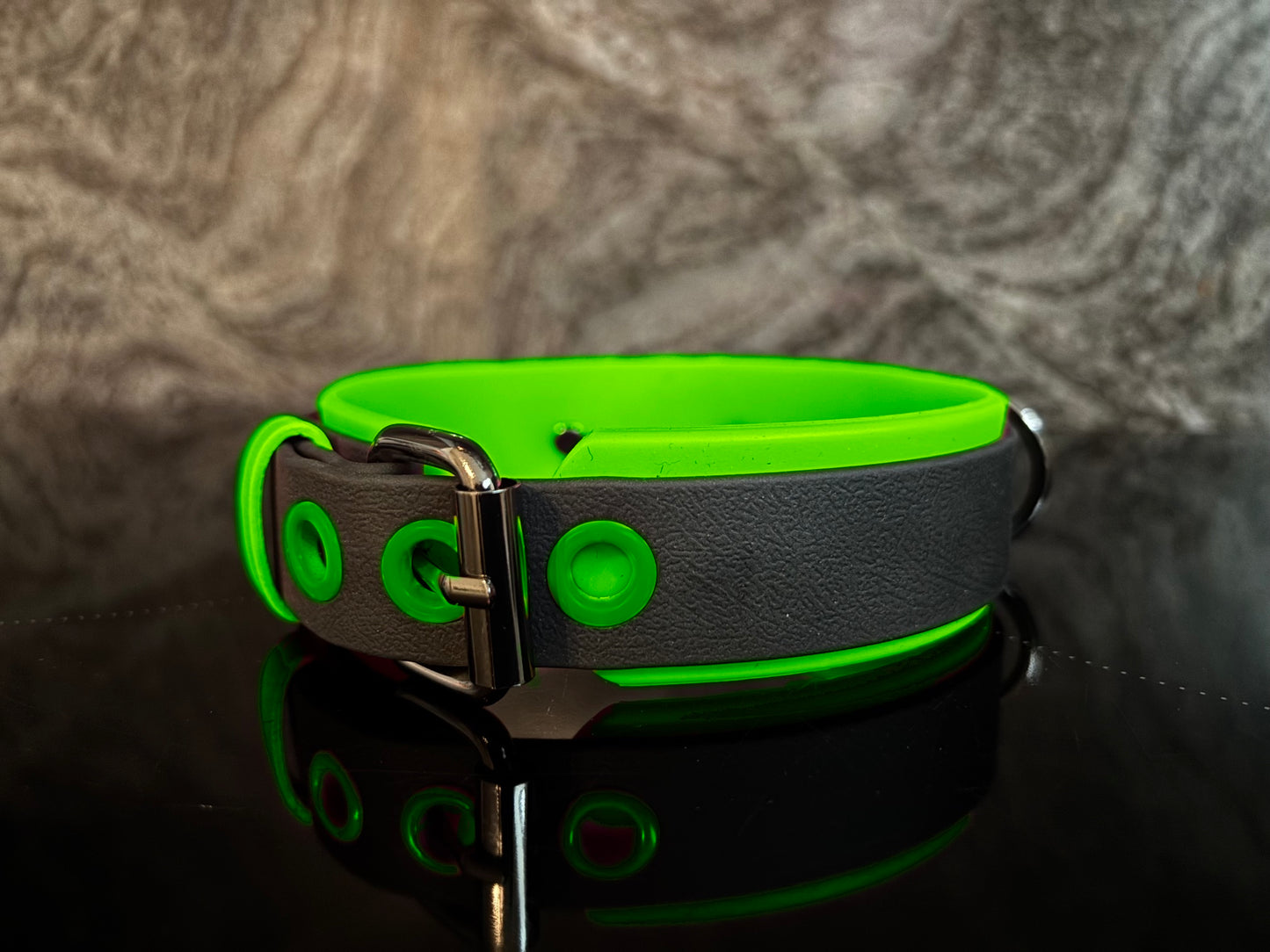 Neon Shadow Collar
