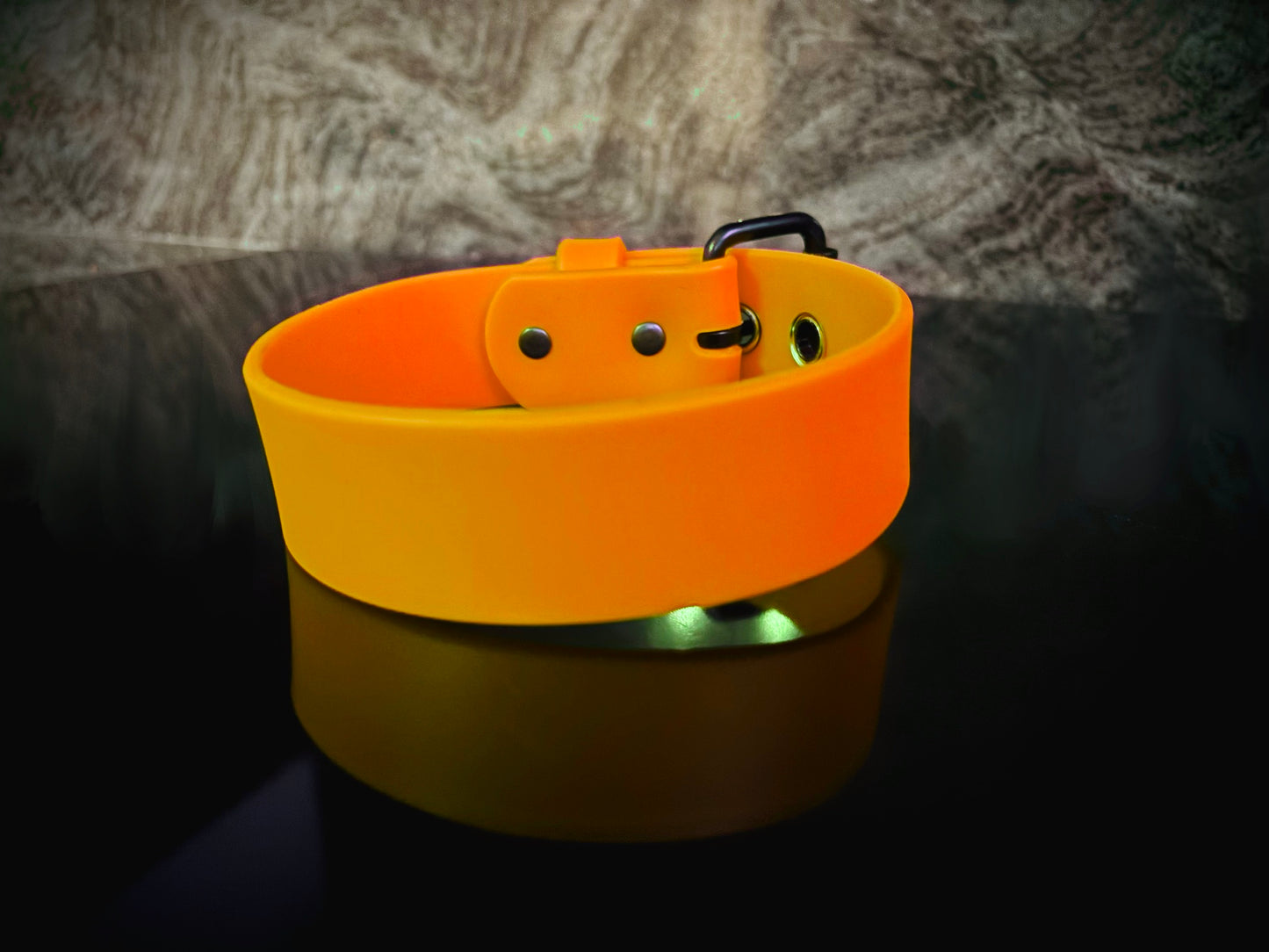 Liquid Neon Collar