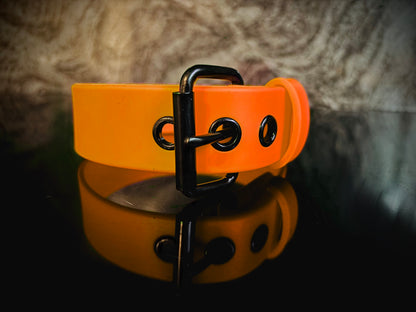 Liquid Neon Collar
